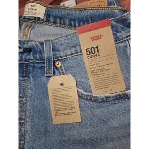 LEVI's 501 Curve Straight Leg 30x30 NWT